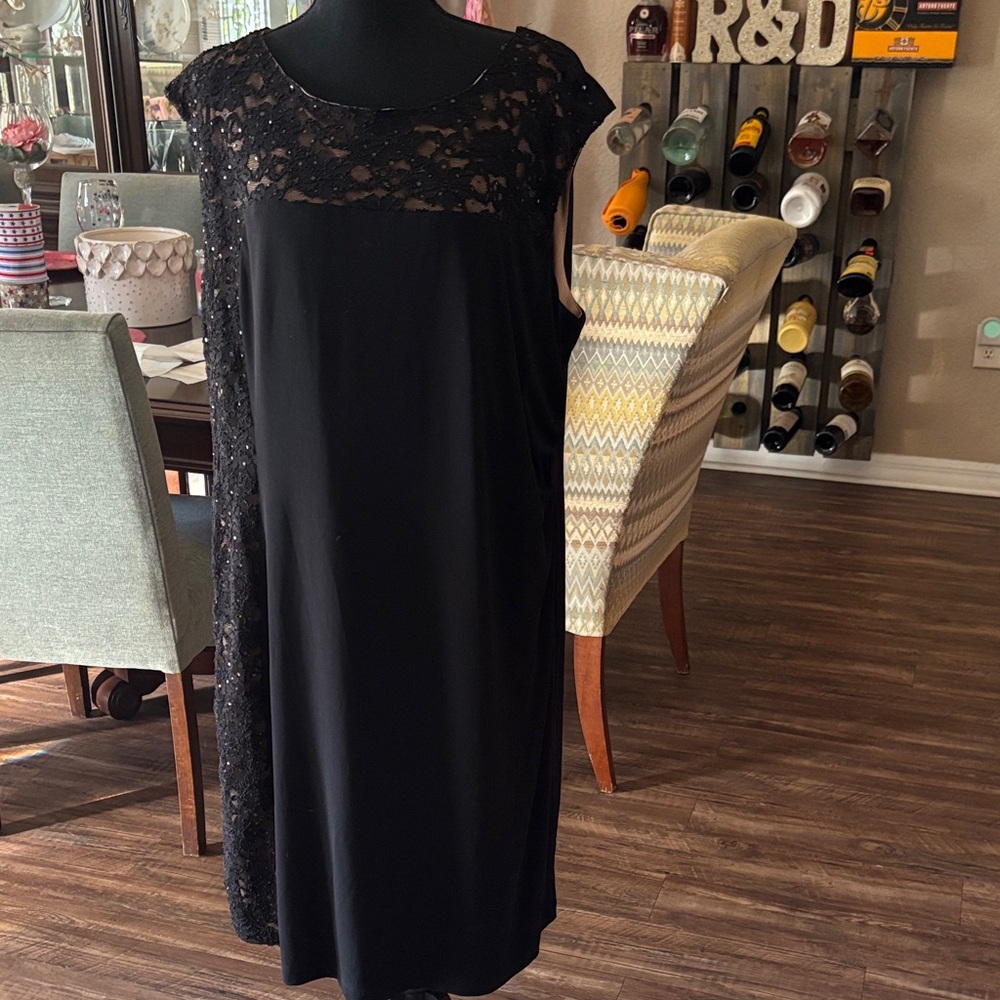 Elegant Black Lace Dress